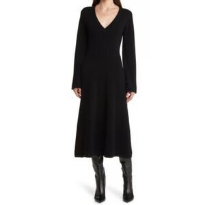 Argent Merino Wool V-Neck Everyday Midi Dress Black size Medium